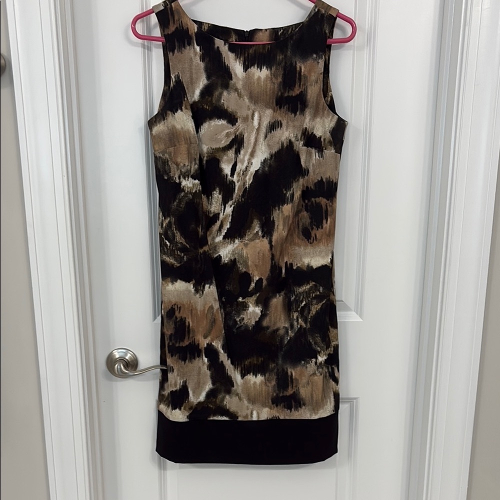 Elegant Sleeveless Animal Print Dress